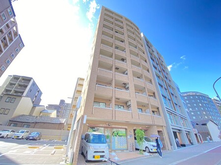 ラフィーネ四条堀川外観写真