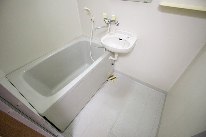 物件内観写真13　(バス／シャワールーム等)