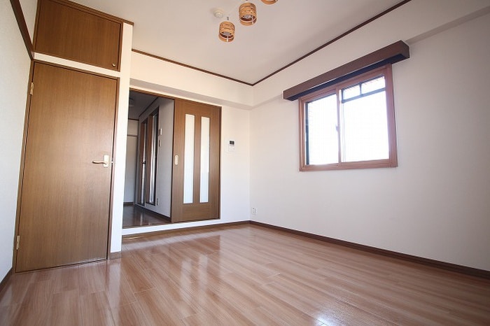 物件内観写真13　(居室)