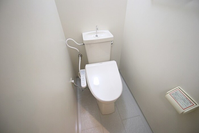 物件内観写真14　(トイレ)