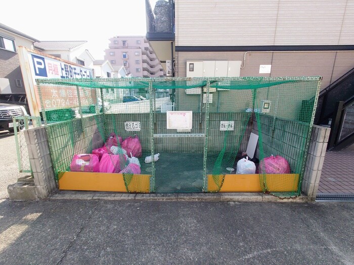 物件外観写真6　(建物設備)