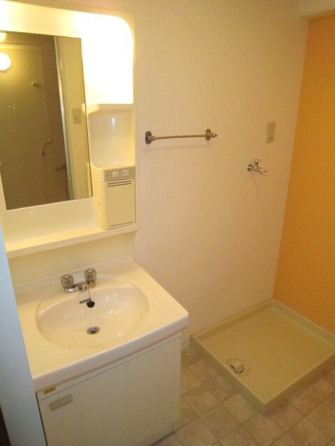 物件内観写真12　(洗面)