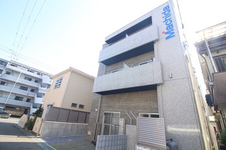 北花田ジーイーアン外観写真