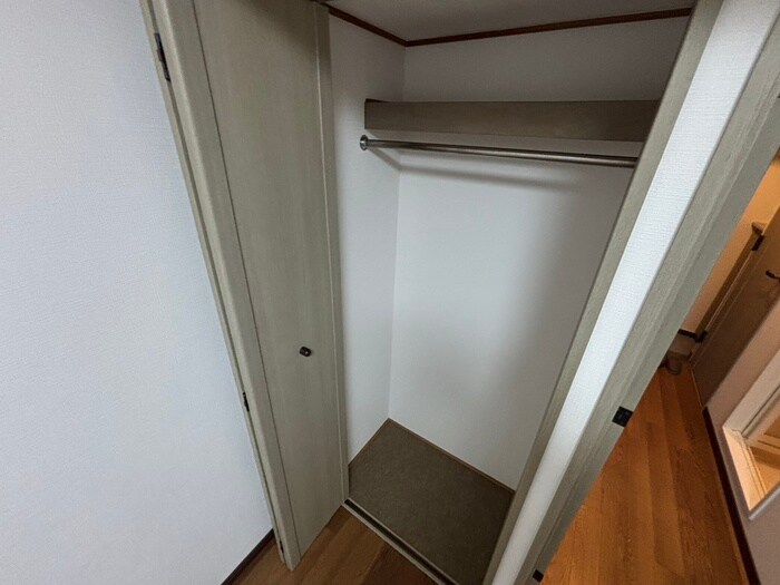 物件内観写真16　(収納)