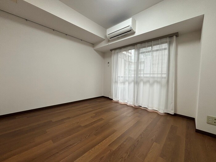 物件内観写真18　(居室)