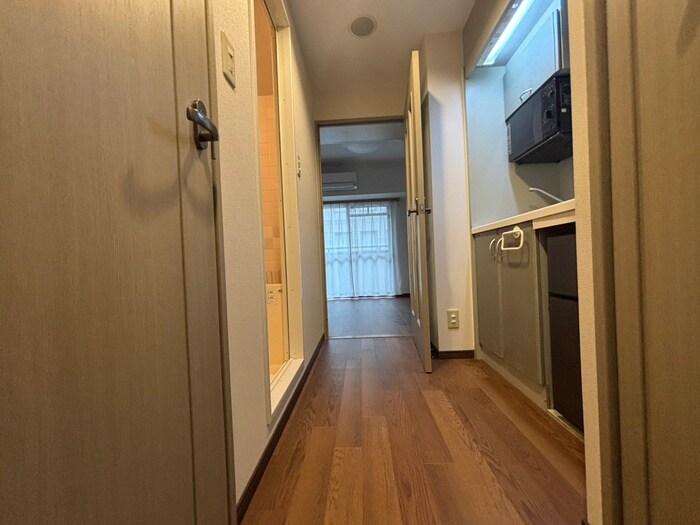 物件内観写真19　(廊下)