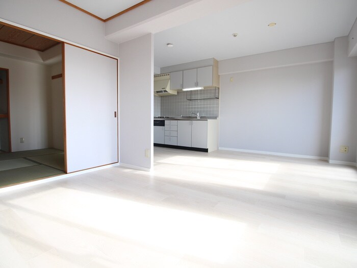 物件内観写真12　(居室)