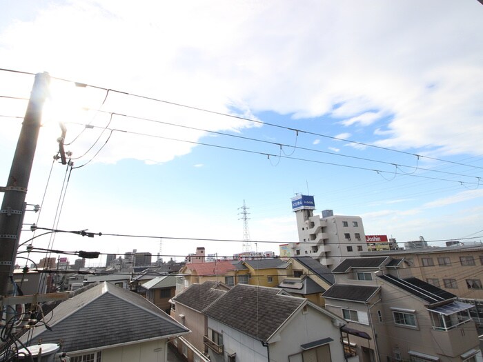 物件内観写真22　(室内からの展望)