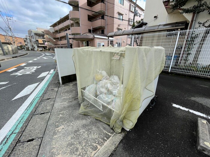 物件外観写真6　(建物設備)