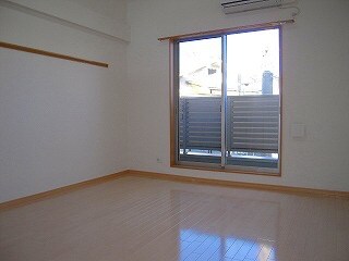 物件内観写真15　(居室)