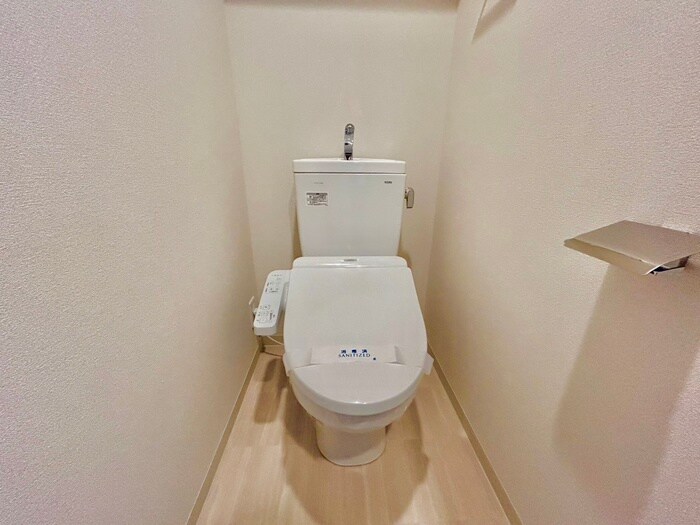 物件内観写真12　(トイレ)