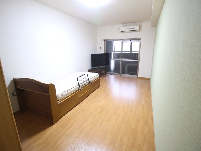 物件内観写真5　(居室)