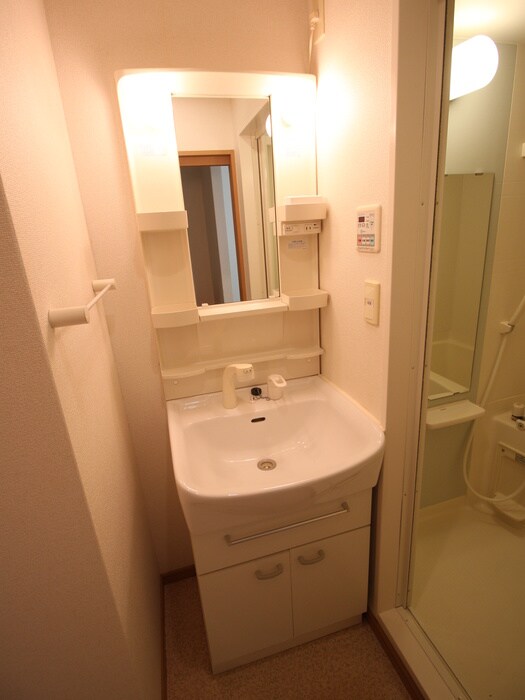 物件内観写真10　(洗面)