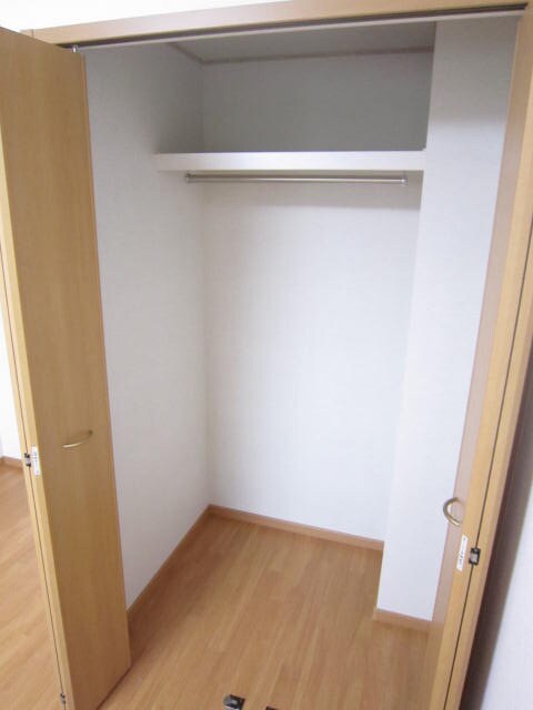 物件内観写真11　(収納)