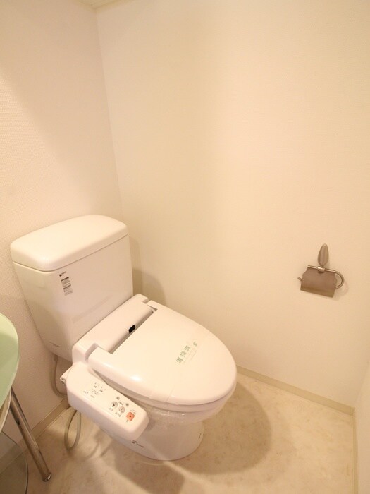 物件内観写真8　(トイレ)