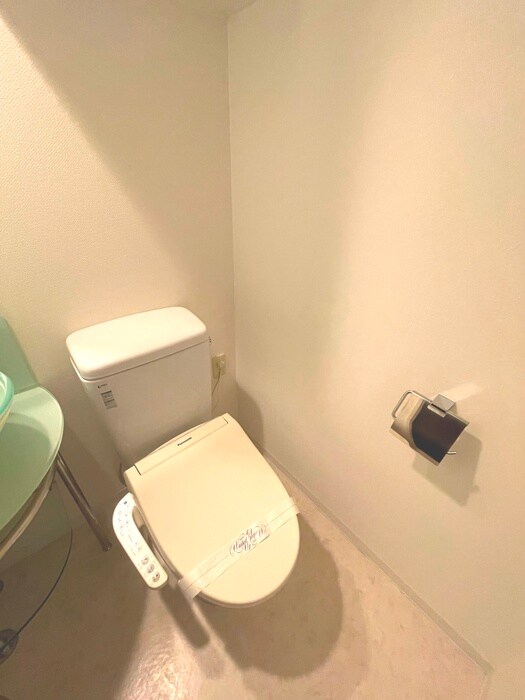 物件内観写真8　(トイレ)