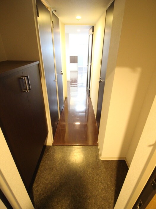 物件内観写真15　(玄関)