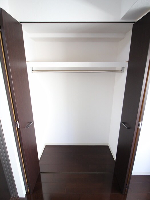 物件内観写真15　(収納)