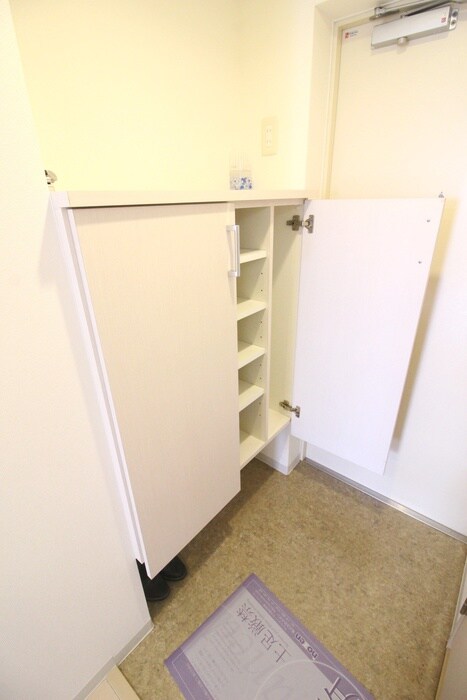 物件内観写真17　(靴箱)