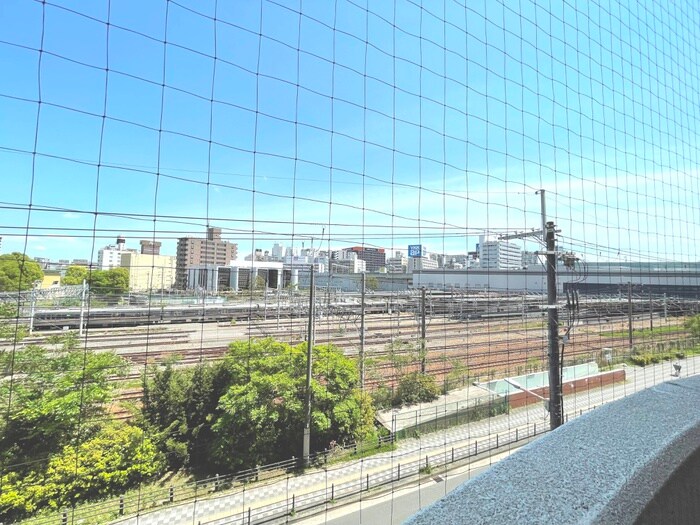 物件内観写真19　(室内からの展望)