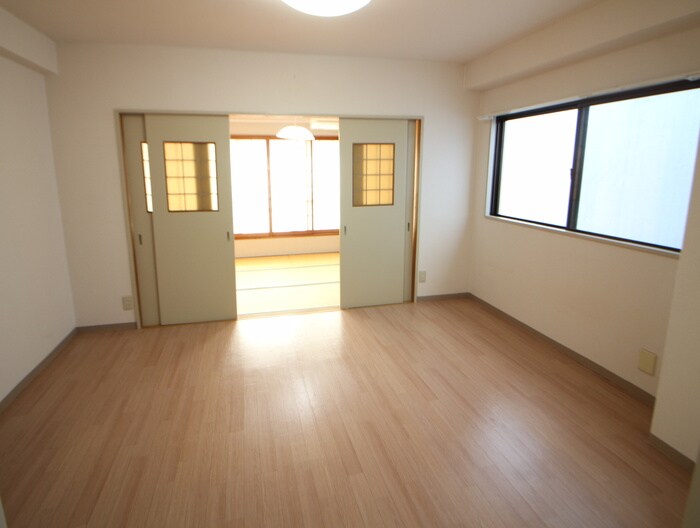 物件内観写真14　(居室)