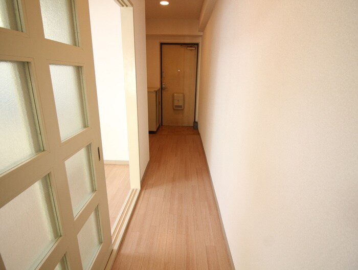 物件内観写真22　(廊下)