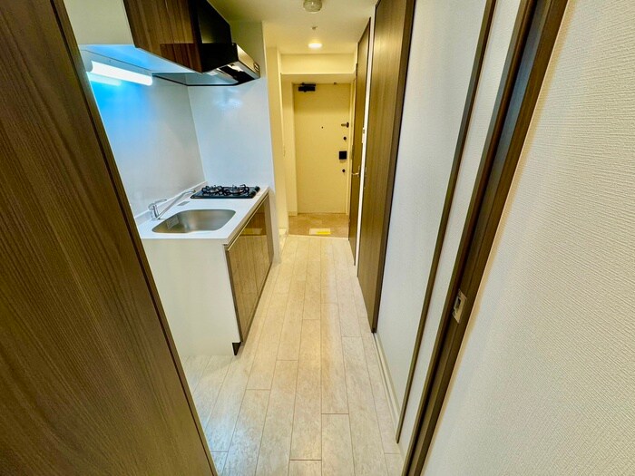 物件内観写真18　(廊下)