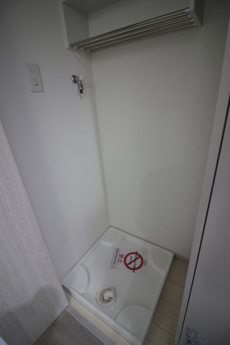 物件内観写真20　(洗濯機置場)