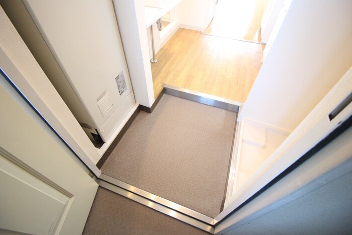 物件内観写真20　(玄関)