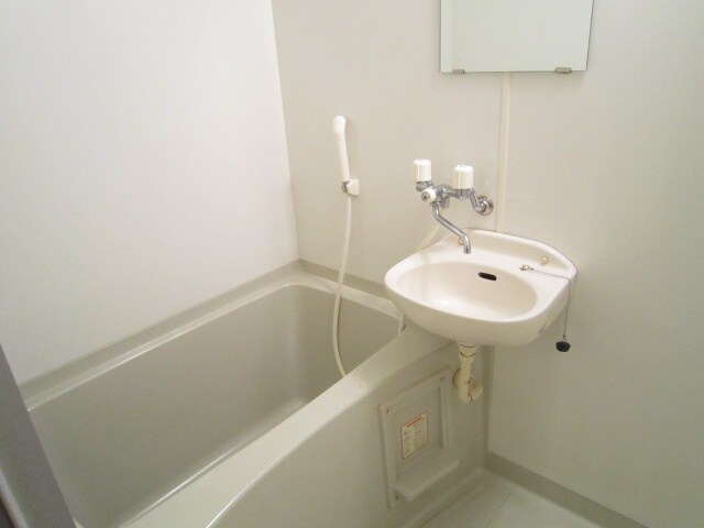 物件内観写真10　(バス／シャワールーム等)