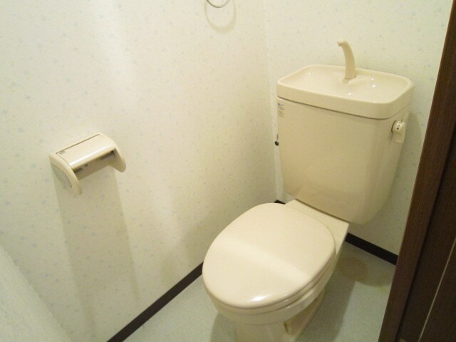 物件内観写真13　(トイレ)