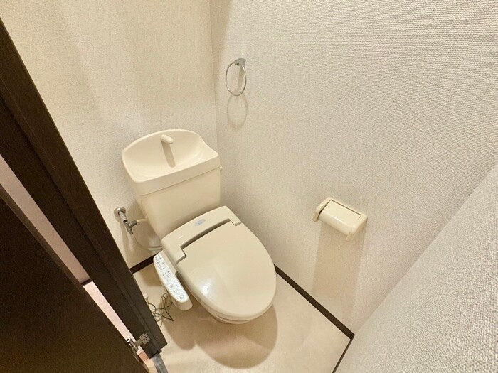 物件内観写真10　(トイレ)