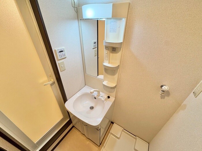 物件内観写真11　(洗面)