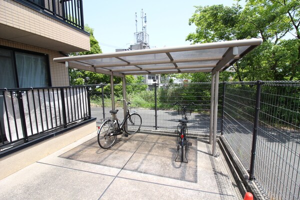 駐輪場