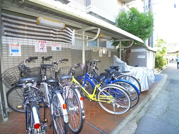 駐輪場