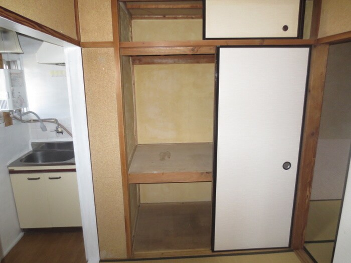 物件内観写真10　(収納)