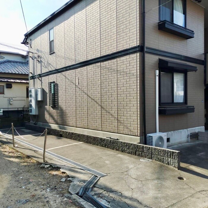 物件外観写真3　(周辺環境)