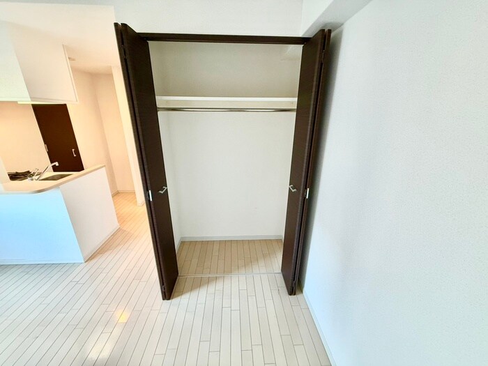 物件内観写真8　(収納)