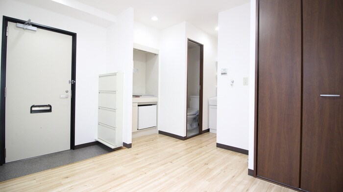 物件内観写真8　(居室)