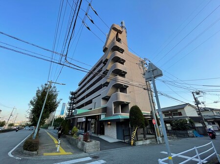 クロード・サン外観写真