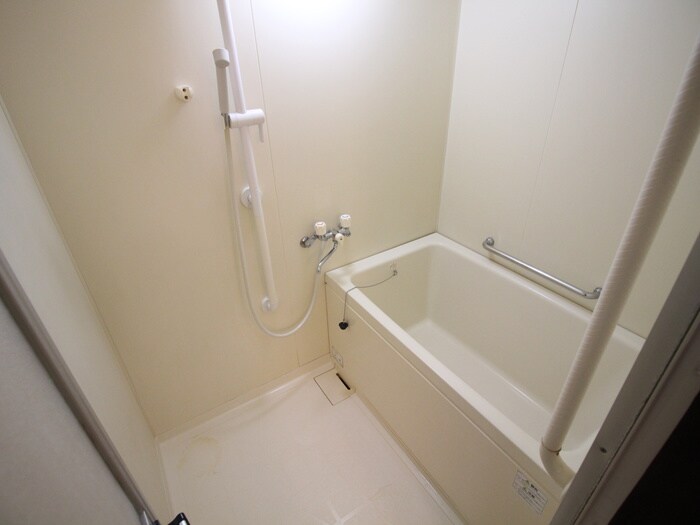 物件内観写真12　(バス／シャワールーム等)