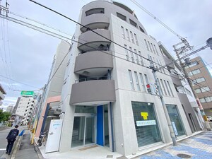 ｳｪ-ﾌﾞｲﾝ中津外観写真