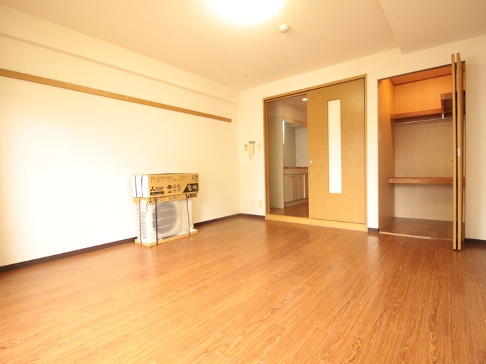 物件内観写真9　(居室)