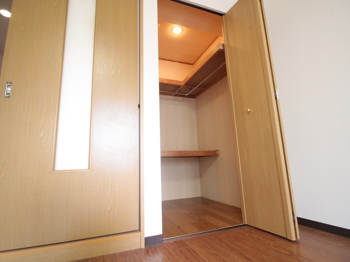 物件内観写真13　(収納)