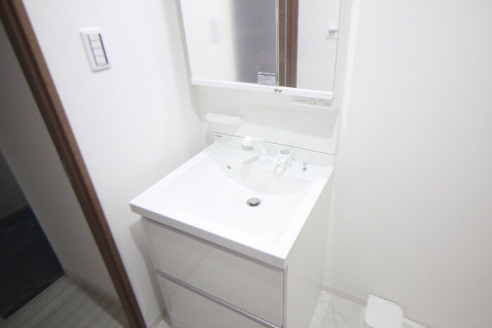 物件内観写真15　(洗面)