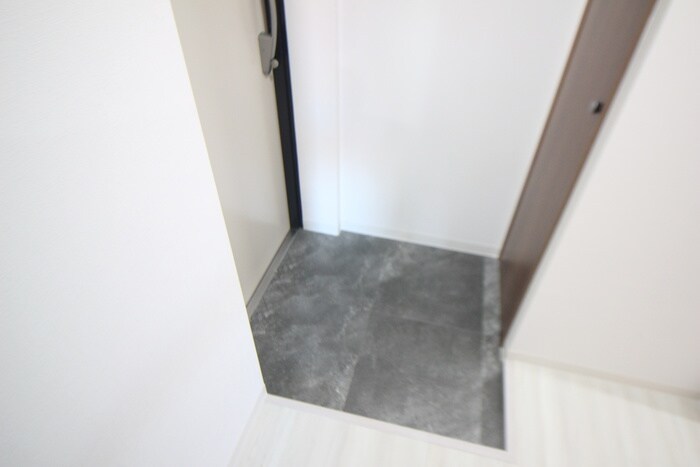 物件内観写真17　(玄関)