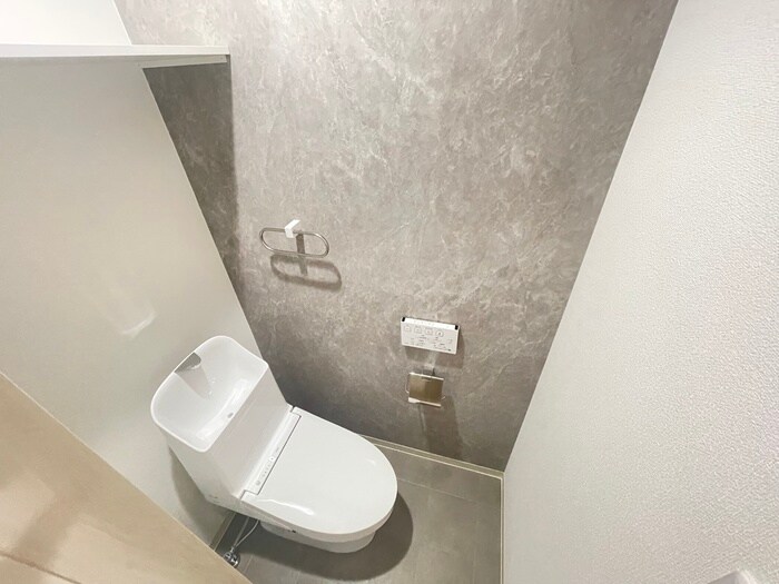 物件内観写真9　(トイレ)