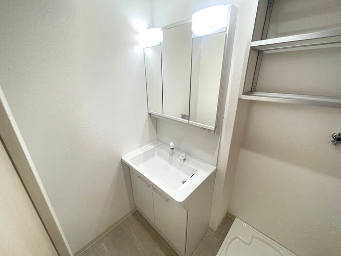 物件内観写真10　(洗面)