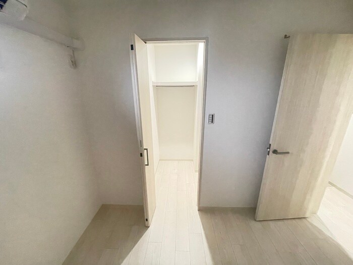 物件内観写真11　(収納)
