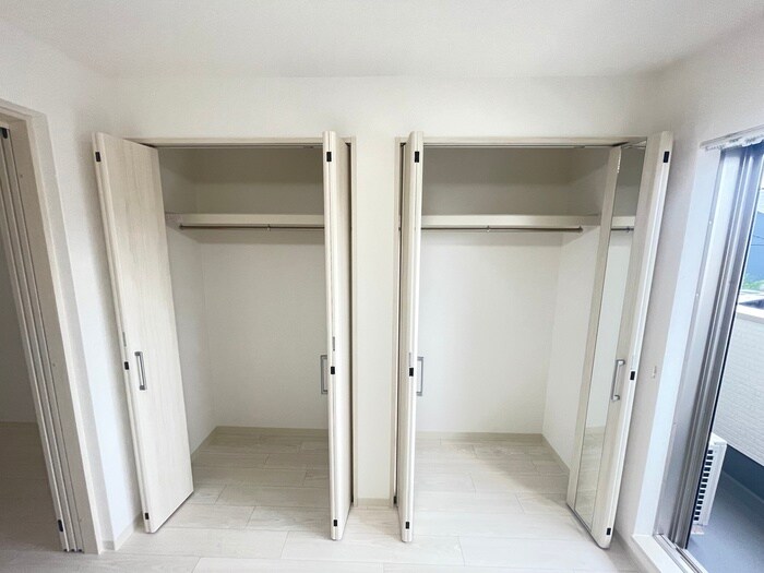 物件内観写真18　(収納)